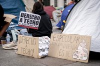 El decreto de vivienda prohíbe desahucios hasta 2028 y concede ayudas fiscales a caseros e inquilinos