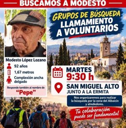 Cartel que anuncia el despliegue de voluntarios y cuerpos policiales para intentar localizar al hombre de 92 años desaparecido el pasado viernes cuando iba a San Miguel Alto, en el distrito del Albaicín de la ciudad de Granada.