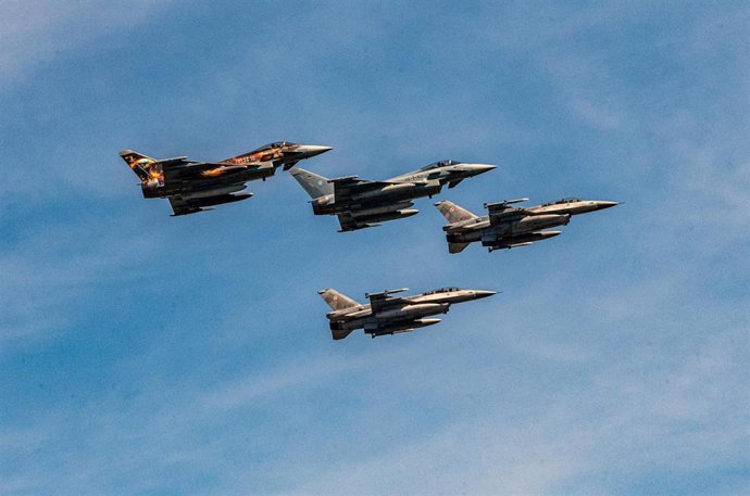 Archivo - Aviones de combate de Polonia y Alemania (archivo)