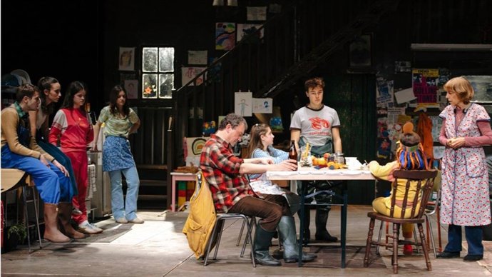 Momento de la representación de 'El barquer' en el Teatre Lliure