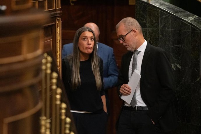 La portavoz de Junts en el Congreso, Miriam Nogueras, a su salida de una sesión plenaria, en el Congreso de los Diputados, a 15 de septiembre de 2026, en Madrid (España).