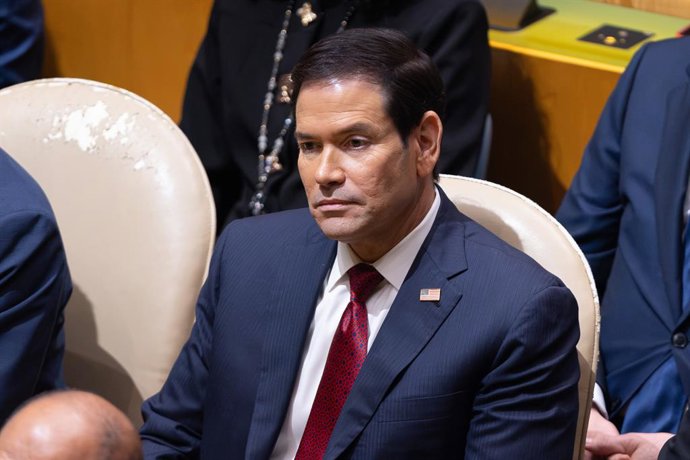 22 de setembro de 2026, Nova York, EUA: O secretário de Estado dos EUA, Marco Rubio, ouve o discurso do presidente dos EUA, Donald Trump, durante o Debate Geral da 81ª sessão da Assembleia Geral das Nações Unidas, na sede da ONU, em Nova York.