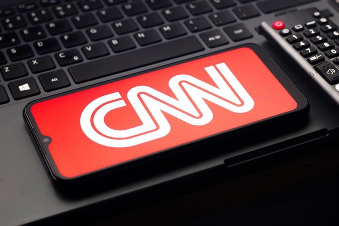 23 de setembro de 2026, Canadá: Nesta ilustração fotográfica, o logotipo da CNN aparece exibido na tela de um smartphone.