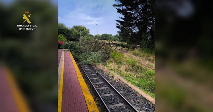 Incidente na liña ferroviaria do Feve en Ortigueira (A Coruña).