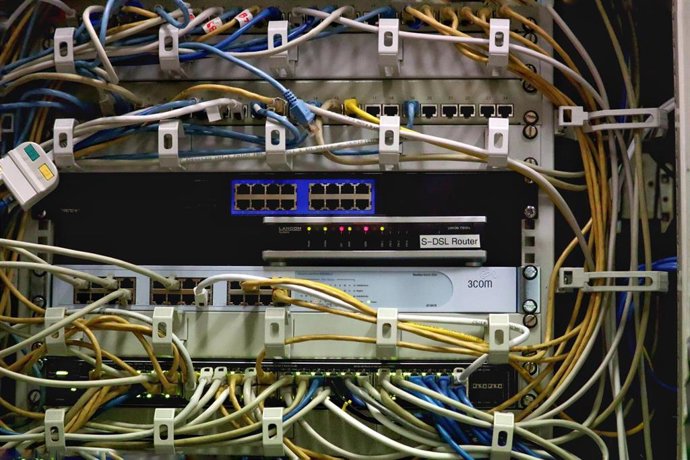 Dos acciones formativas permitirán al profesorado adquirir competencias en IA y computación.