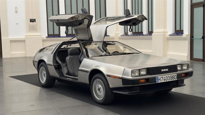 Delorean en el Museo del Automóvil y de la Moda, en Málaga.