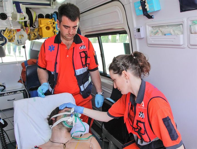 Archivo - El Programa Corazón del 061 cuenta con cerca de 20.000 pacientes inscritos en Andalucía.