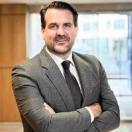 Archivo - Iván Díez, de la sucursal española de LFDE.
