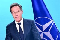 Rutte pide "calma" ante los ataques híbridos de Rusia y avisa de que no debilitarán el apoyo a Ucrania