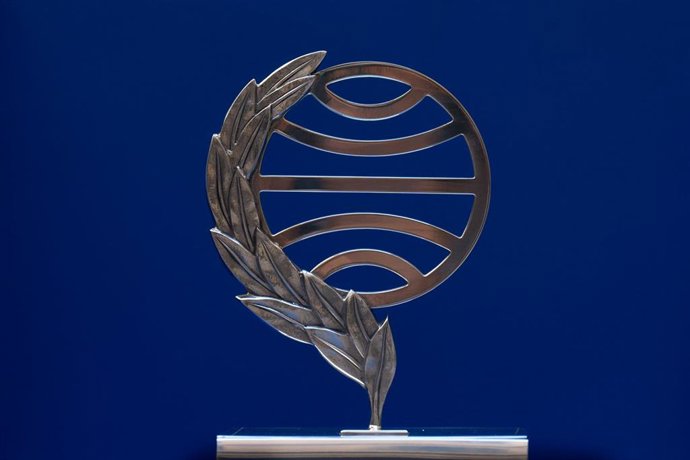 Archivo - El Premio Planeta que entregado en la LXXI edición, en una foto de archivo.