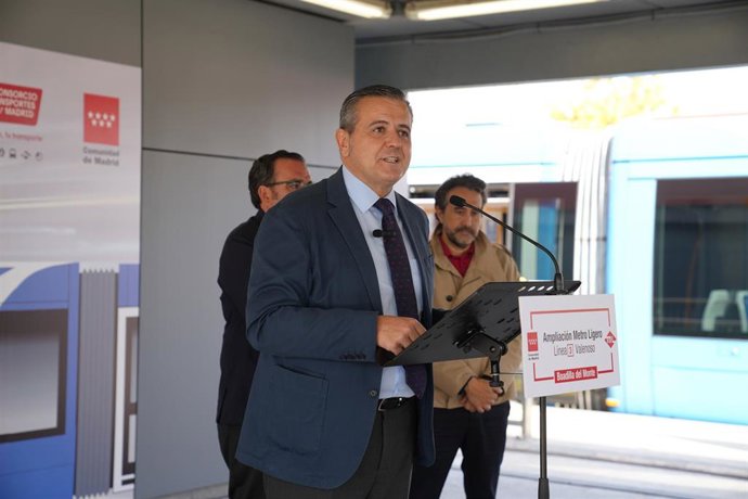 El consejero de Vivienda, Transportes e Infraestructuras, Jorge Rodrigo