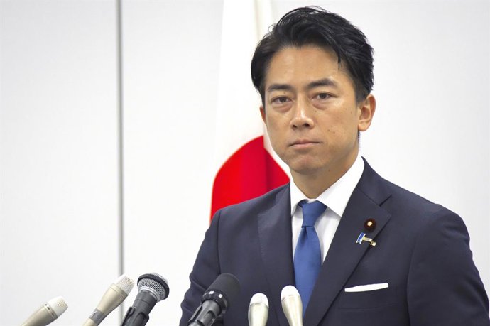 Archivo - Arquivo - 20 de setembro de 2025, Tóquio, Tóquio, Japão: Shinjiro Koizumi durante uma coletiva de imprensa sobre sua candidatura às eleições presidenciais do Partido Liberal Democrático, atualmente no poder. Tóquio, 20/09/2025