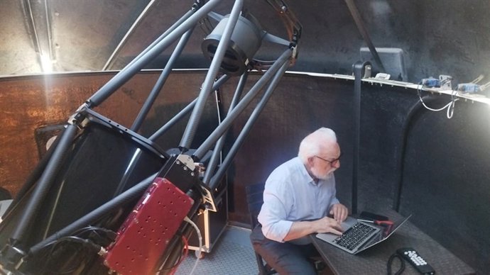 El telescopio pertenece al Ayuntamiento de BInaced y permanecerá cuatro años en Galáctica.