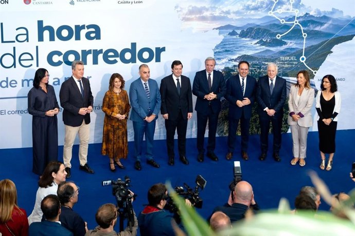 La alcaldesa de Zaragoza, Natalia Chueca,en la 'Declaracion de Teruel: La hora del corredor. De mar a mar',