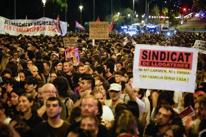 Manifestació del Sindicat de Llogateres 