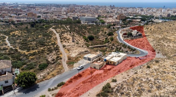 Vista de la parcela situada en el paraje de La Molineta, en Almería.
