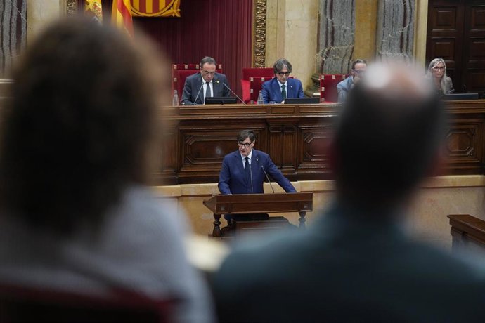 El presidente de la Generalitat de Catalunya, Salvador Illa, interviene durante la celebración del Debate de Política General en el Parlament de Catalunya, a 29 de septiembre de 2026, en Barcelona, Catalunya (España). Este pleno clave, que inaugura el cur