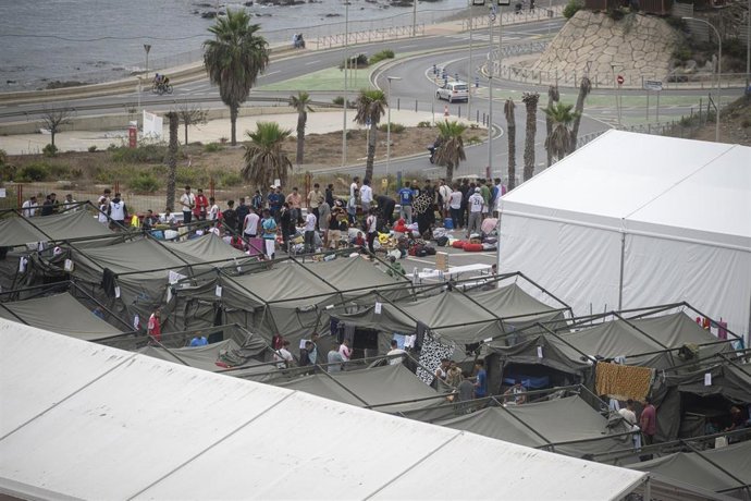 Centro del Tarajal, a 29 de septiembre de 2026, en Ceuta (España). Decenas de migrantes marroquíes que permanecían en los asentamientos de la playa de Benítez en Ceuta han decidido regresar voluntariamente a Marruecos.