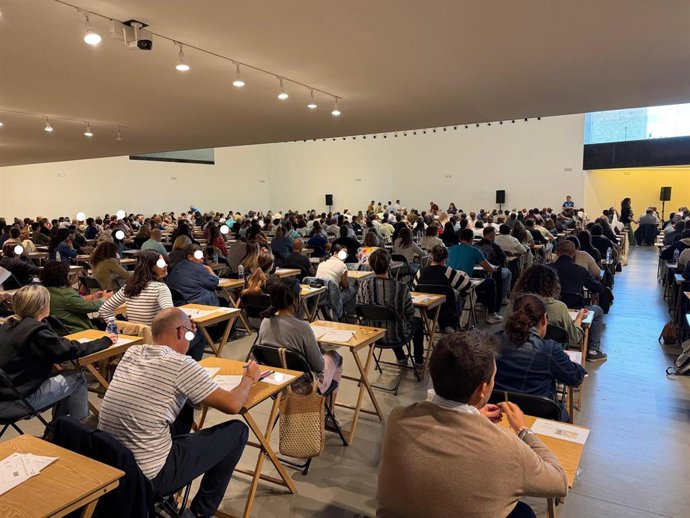 Más de 450 opositores participan en el proceso para ocupar 12 plazas de administrativo en el Ayuntamiento de Ávila