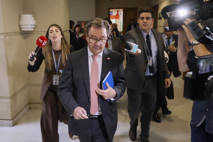 Valparaiso, 28 de septiembre 2026 Punto de prensa del ministro de Defensa, Fernando Barros, en el Senado Sebastian Cisternas/Aton Chile