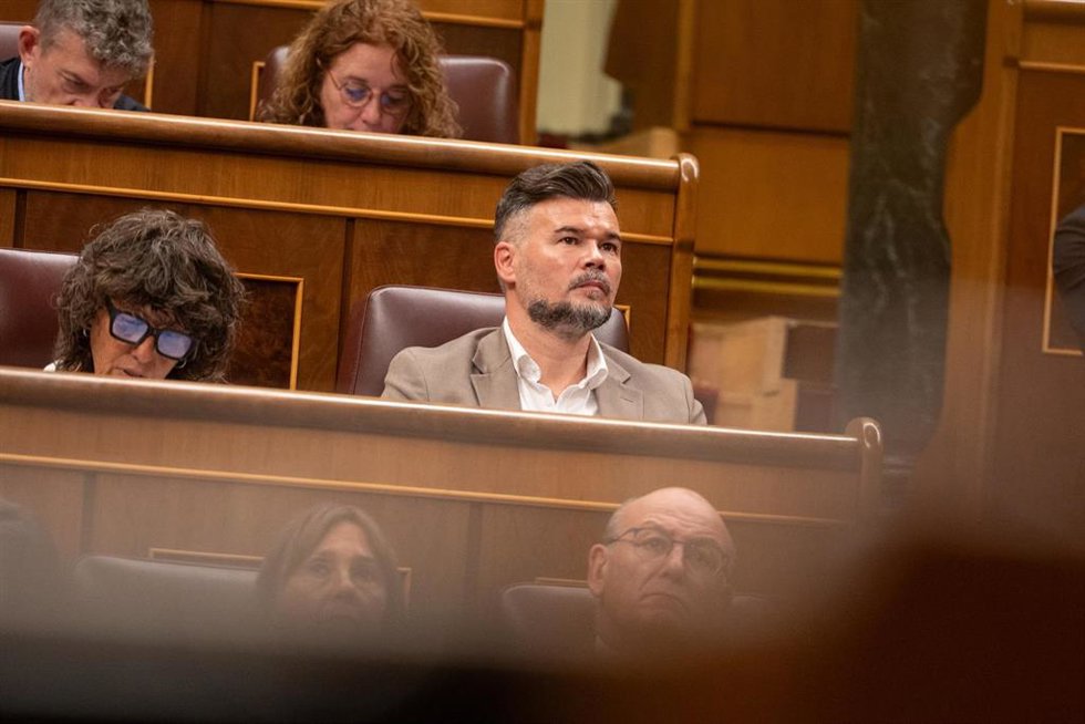 El portavoz de ERC en el Congreso, Gabriel Rufián, durante una sesión plenaria en el Congreso
