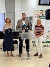 Foto: La Biblioteca Villaespesa de Almería despliega una amplia agenda cultural en octubre por el Día de las Bibliotecas