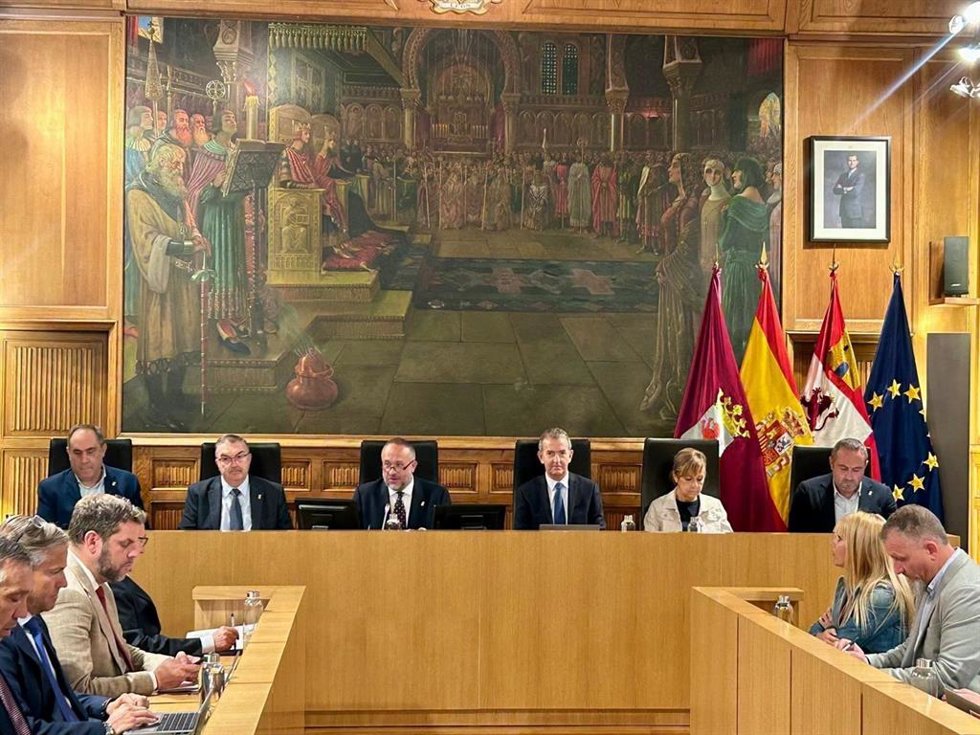 Sesión plenaria celebrada este miércoles en la Diputación de León.