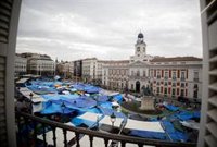 Almeida dice que no es un decreto sino un "panfleto" "troceado" para "engañar" y cuestiona a la "ministra buitre"