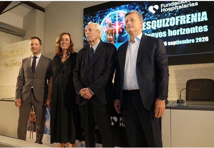 Armisén con los ponentes en las jornadas de Esquizofrenia.