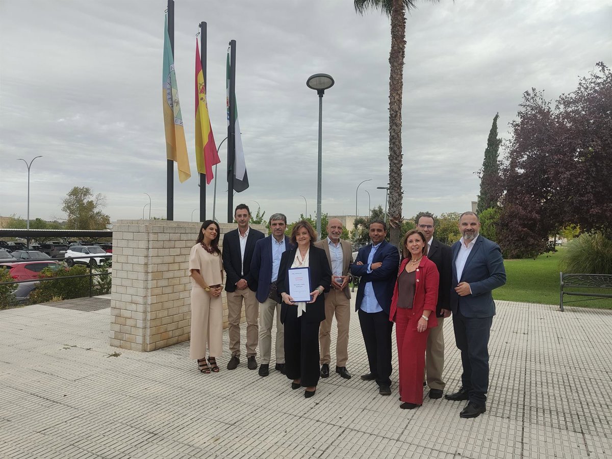 Mercedes Sabido presenta su candidatura al Rectorado de la UEx para  dar un nuevo impulso  y activar la institución