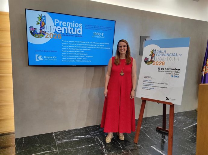 La delegada de Desarrollo Tecnológico, Transformación Digital y Juventud de la Diputación de Córdoba, Sara Alguacil, en la presentación de los Premios Juventud.