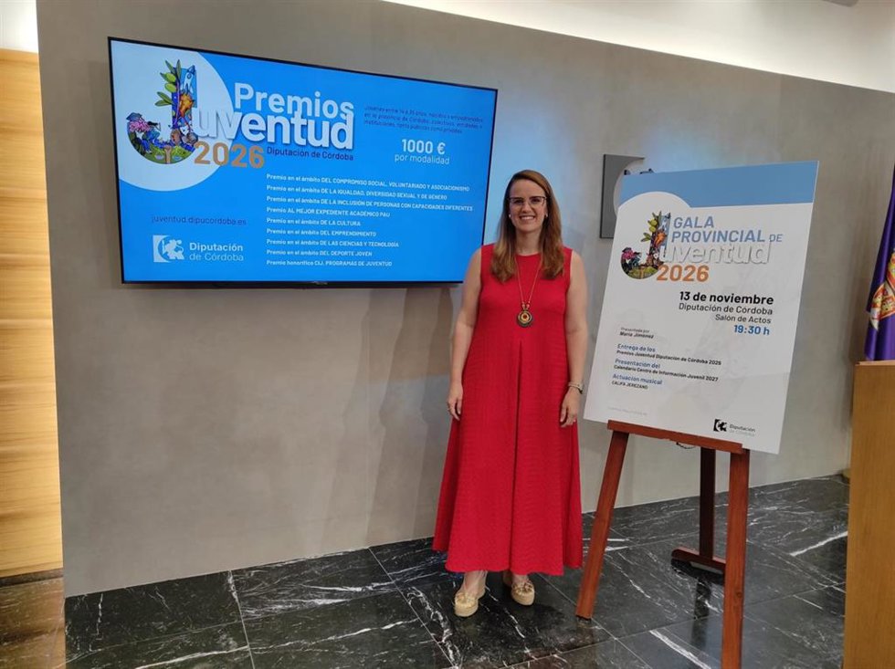 La delegada de Desarrollo Tecnológico, Transformación Digital y Juventud de la Diputación de Córdoba, Sara Alguacil, en la presentación de los Premios Juventud.