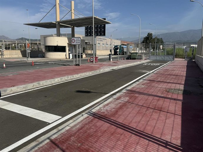 'Levante Sin Papel' Es Un Sistema Que Hará Posible Que Los Camiones Puedan Abandonar El Puerto Una Vez Que La Mercancía Disponga De Todas Las Autorizaciones Necesarias, Sin Tener Que Presentar Documentación Física En Los Controles De Salida.