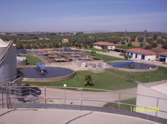 Archivo - Vista de la EDAR de Linares antes de su ampliación
