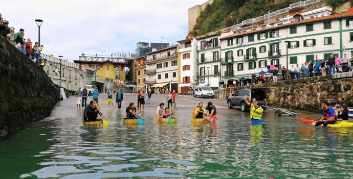 Regata Internacional de Tinas