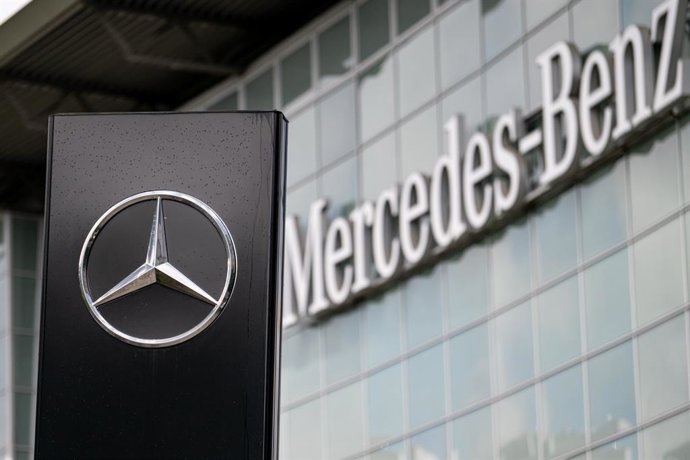 Archivo - Mercedes-Benz relanza un nuevo plan de bajas voluntarias para sus empleados en Alemania