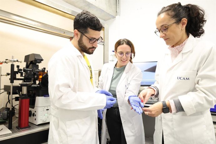 Investigadores de la UCAM