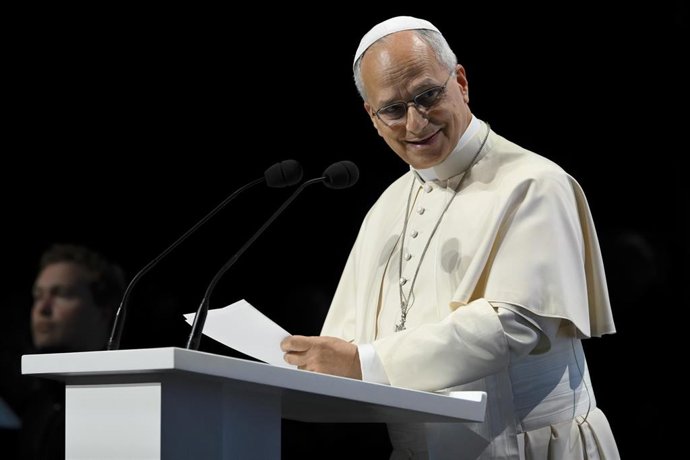 El Papa León XIV en su viaje a Francia.