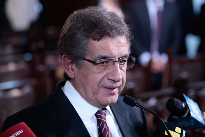 Perú.- Facultades buscan un marco legal para acelerar la recomposición del país, afirma Sheput
