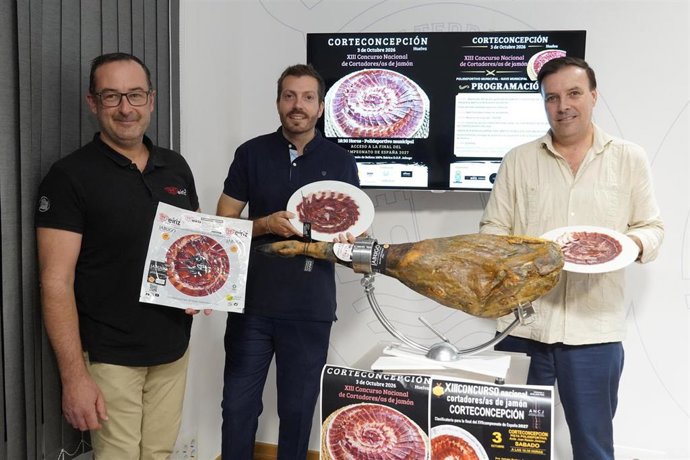 Presentación del XIII Concurso Nacional de Cortadores y Cortadoras de Jamón de Corteconcepción.