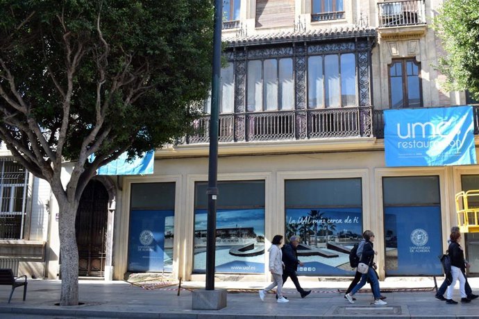Archivo - Sede de la UAL en el Paseo de Almería.