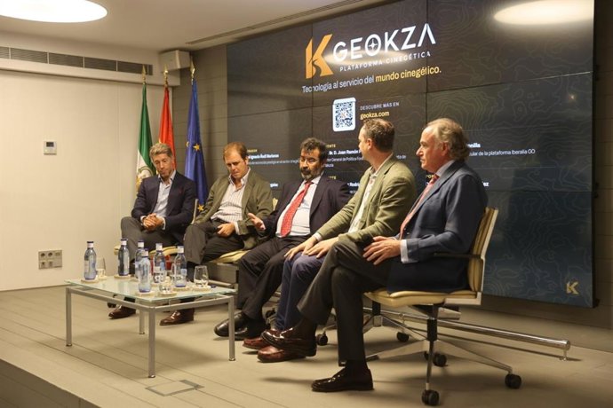 Coloquio-presentación de Geozka