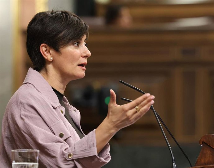 La ministra de Vivienda, Isabel Rodríguez, en el Congreso de los Diputados