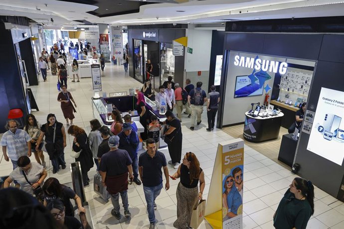 Archivo - Chile.- Índice de Actividad del Comercio aumentó 3,2% interanualmente en abril de 2026