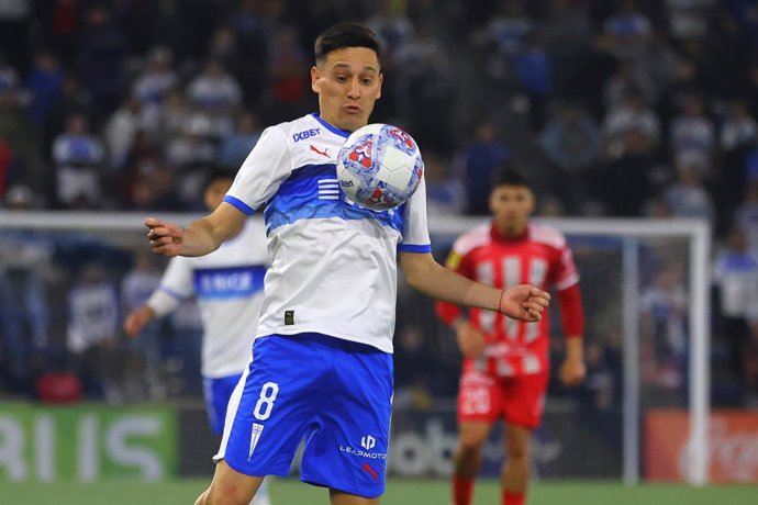 Futbol, Universidad Catolica vs Union La Calera. Octavos de Final, Copa Chile 2026. El jugador de Universidad Catolica Fernando Zuqui es fotografiado durante el partido de vuelta de la Copa Chile contra Union La Calera disputado en el estadio Claro Arena