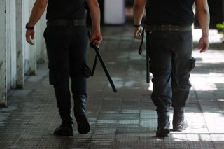 Santiago, 25 de enero de 2023. Lanzan campaña de vacunación bivalente Covid 19, inmunizando a reclusos y personal de Gendarmería en el Centro de Detención Preventiva Santiago Sur. Jonnathan Oyarzun/Aton Chile