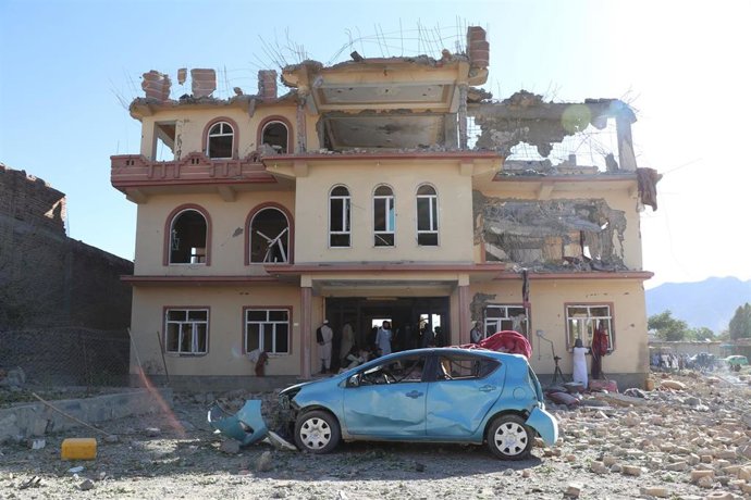 Archivo - Edificio dañado por un ataque aéreo de Pakistán en Kunar, Afganistán (archivo)
