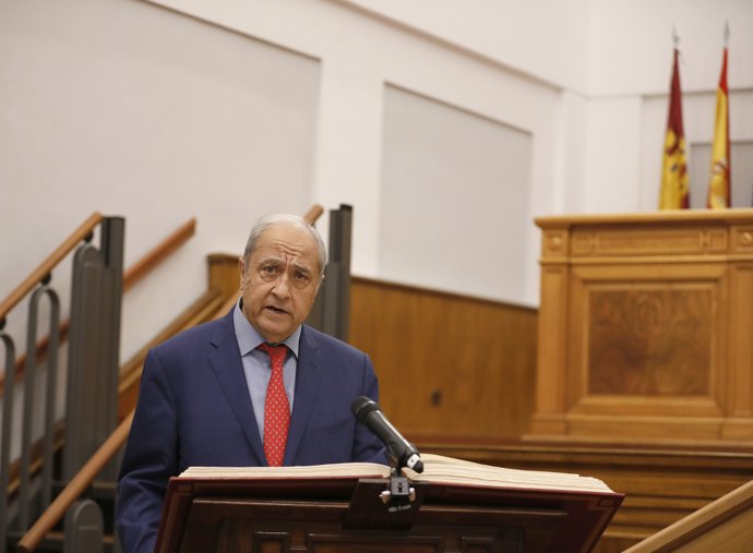 El presidente del Consejo Consultivo de C-LM, Francisco Javier de Irízar.