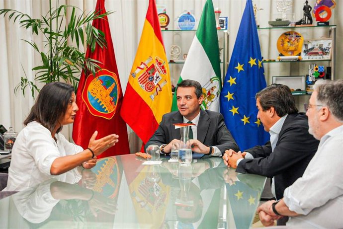 El Ayuntamiento de Córdoba suma a su organigrama la Dirección General de Emergencias, Protección Civil, Seguridad Ciudadana y Vía Pública, con María Dolores Jiménez Navarro al frente.
