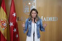 Espinar defiende que calles se han "llenado de dignidad" por la vivienda frente a una Comunidad que "da alas a buitres"